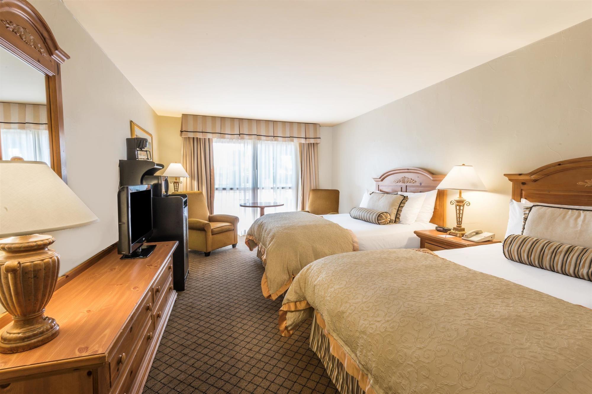 Ramada By Wyndham Las Cruces Hotel & Conference Center Экстерьер фото