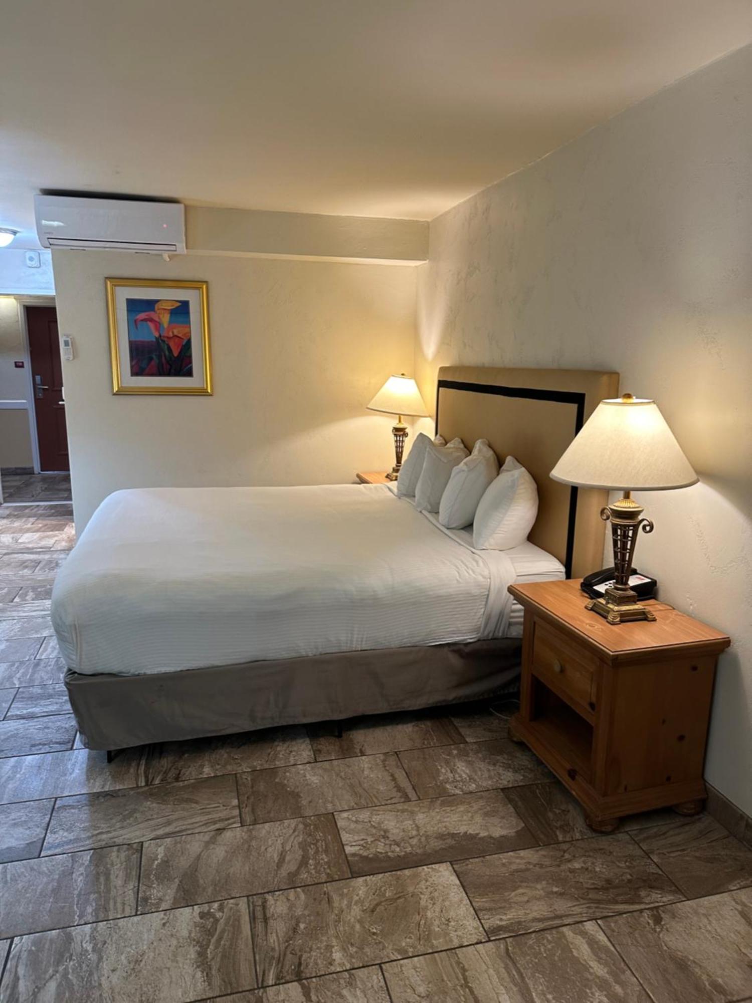 Ramada By Wyndham Las Cruces Hotel & Conference Center Экстерьер фото